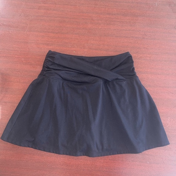 Yogalicious Dresses & Skirts - Yogalicious Black Crosstown Skort